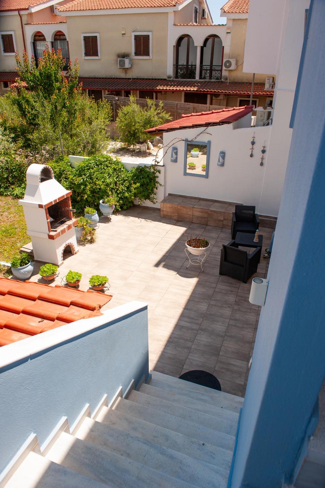 Christina's Sea House Никити